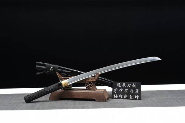Short knife